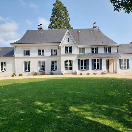 Bed and Breakfast Manoir De L'As De Trefle Isneauville Экстерьер фото
