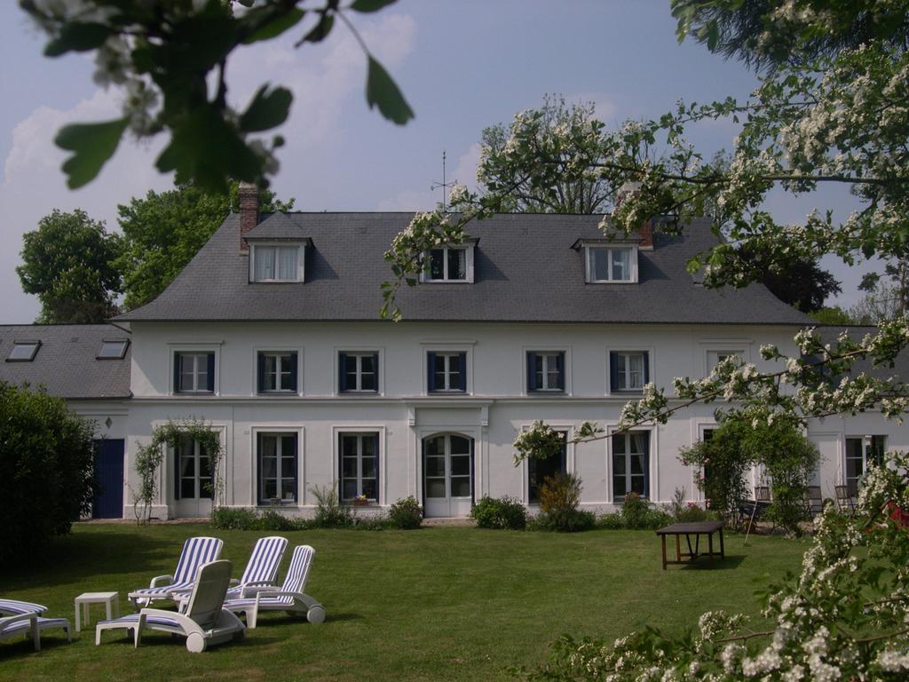 Bed and Breakfast Manoir De L'As De Trefle Isneauville Номер фото