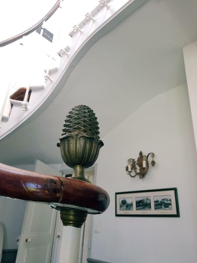 Bed and Breakfast Manoir De L'As De Trefle Isneauville Экстерьер фото