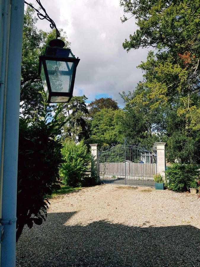 Bed and Breakfast Manoir De L'As De Trefle Isneauville Экстерьер фото